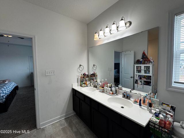 407 Cattle Ranch Lane, Jacksonville, NC 28546