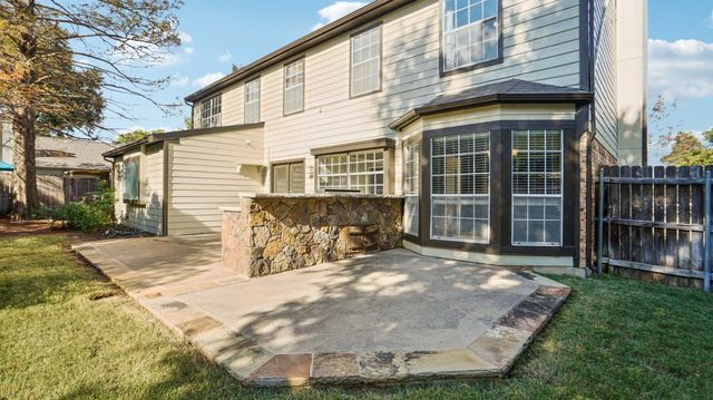 607 Ashcroft Drive, Grapevine, TX 76051