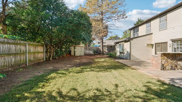 607 Ashcroft Drive, Grapevine, TX 76051