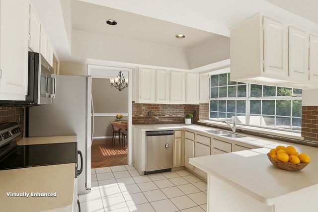 607 Ashcroft Drive, Grapevine, TX 76051