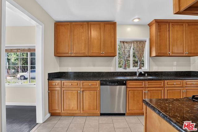 5551 Arch Crest Drive, Los Angeles, CA 90043