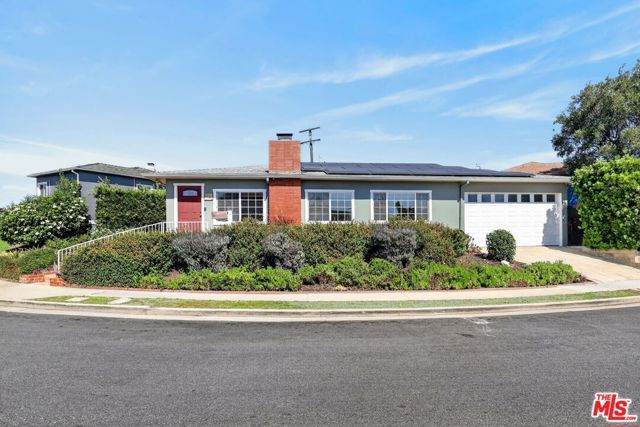 5551 Arch Crest Drive, Los Angeles, CA 90043