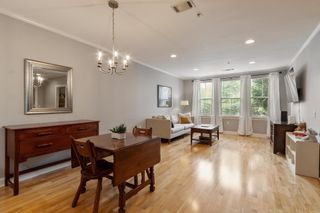 1 Harvest Dr 108, North Andover, MA 01845