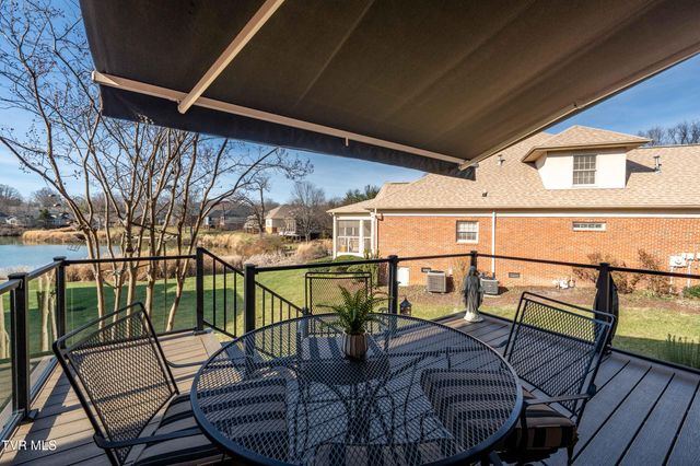 1815 Waters Edge Drive, Johnson City, TN 37604