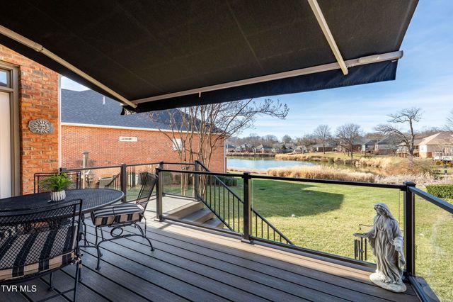 1815 Waters Edge Drive, Johnson City, TN 37604