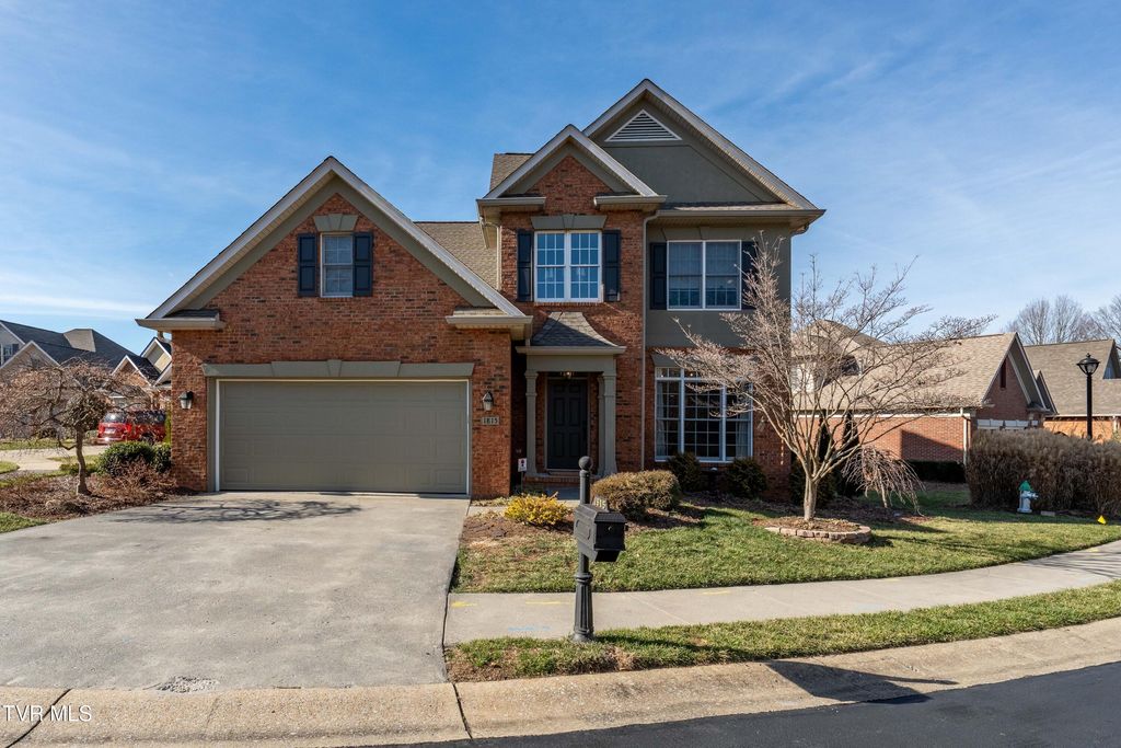 1815 Waters Edge Drive, Johnson City, TN 37604