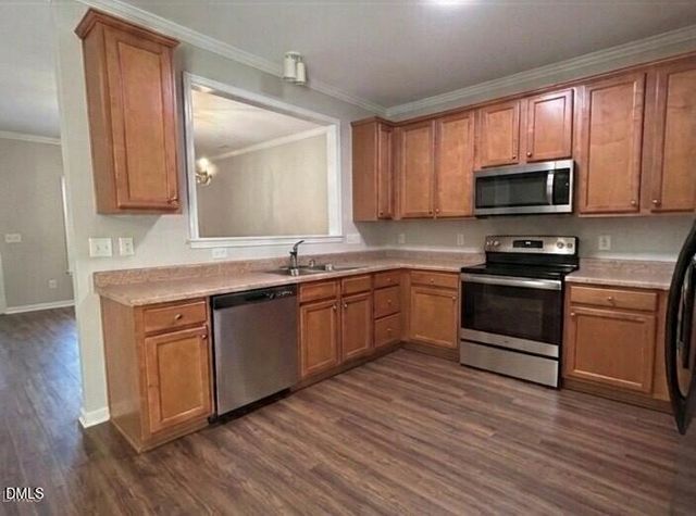 1008 Mica Lamp Court, Apex, NC 27502