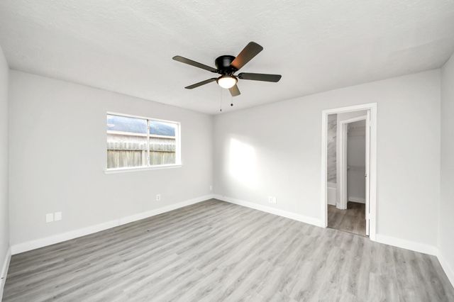 1911 Oakwell Lane, Katy, TX 77449