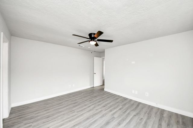 1911 Oakwell Lane, Katy, TX 77449