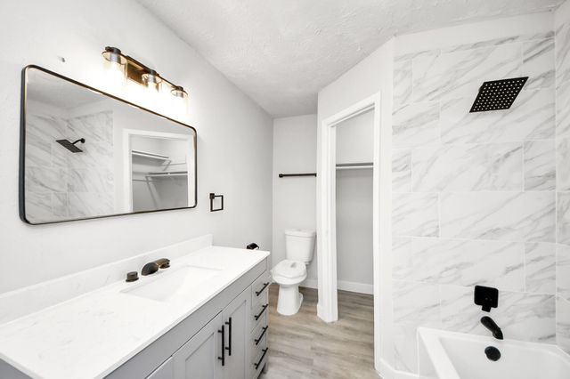 1911 Oakwell Lane, Katy, TX 77449