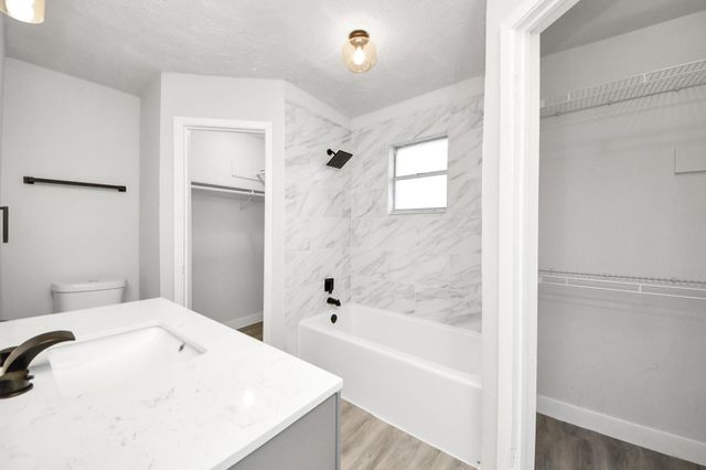 1911 Oakwell Lane, Katy, TX 77449