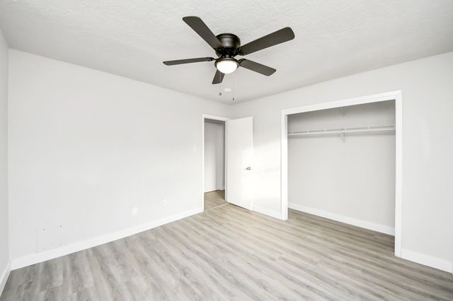 1911 Oakwell Lane, Katy, TX 77449