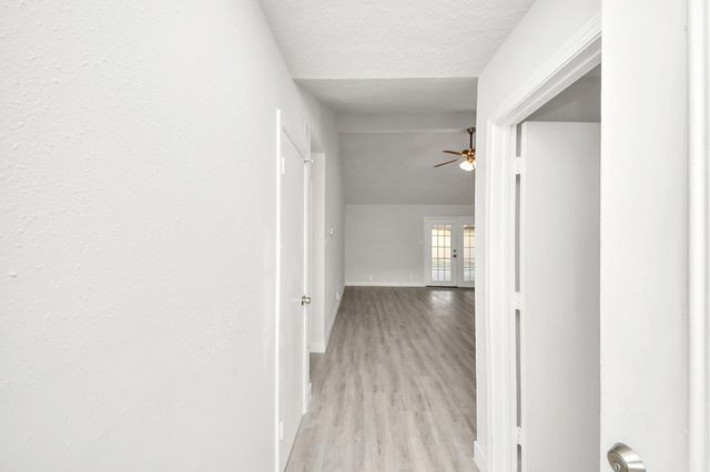 1911 Oakwell Lane, Katy, TX 77449