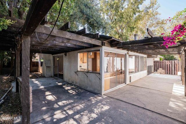 2178 Shady Brook Drive, Thousand Oaks, CA 91362