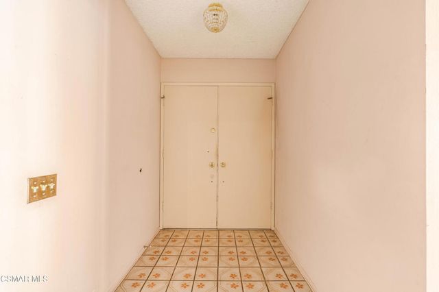 2178 Shady Brook Drive, Thousand Oaks, CA 91362