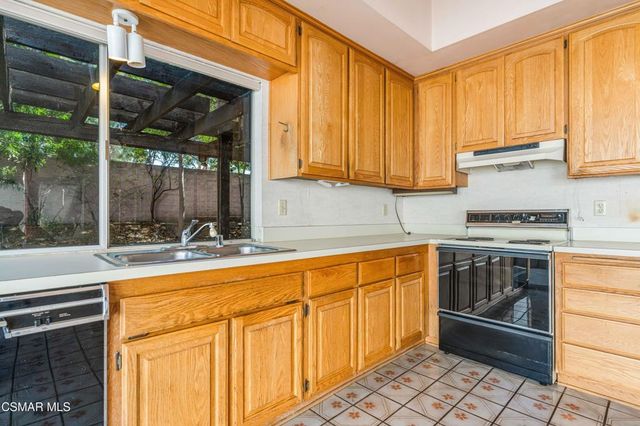 2178 Shady Brook Drive, Thousand Oaks, CA 91362