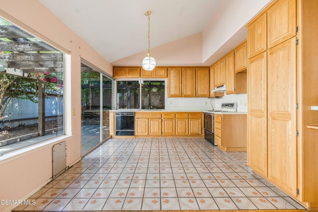 2178 Shady Brook Drive, Thousand Oaks, CA 91362 — photo 5
