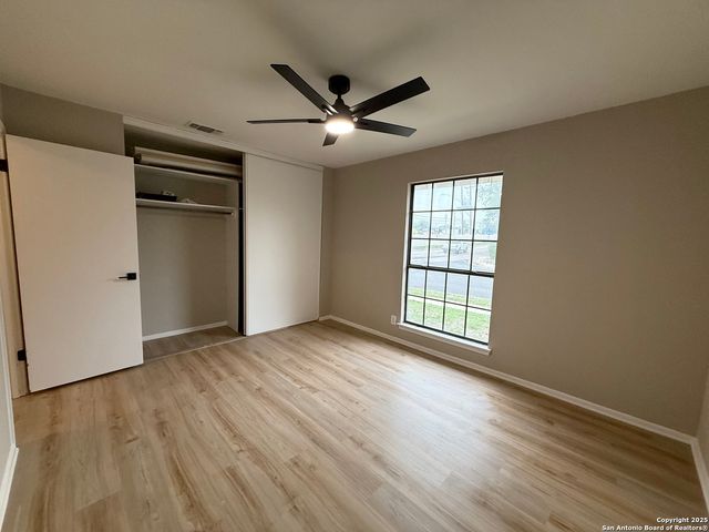 5800 royal, San Antonio, TX 78239