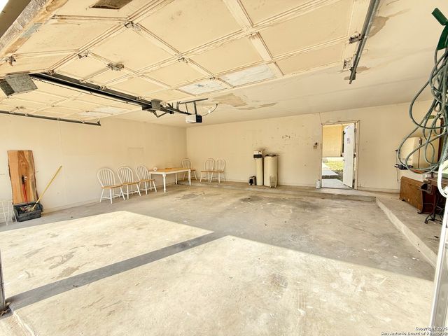 5800 royal, San Antonio, TX 78239