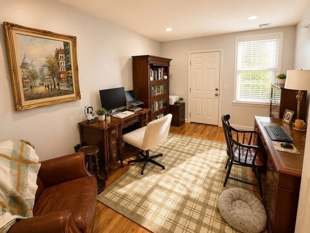 28 Monument St 1, Boston, MA 02129