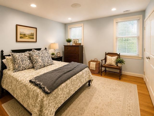 28 Monument St 1, Boston, MA 02129