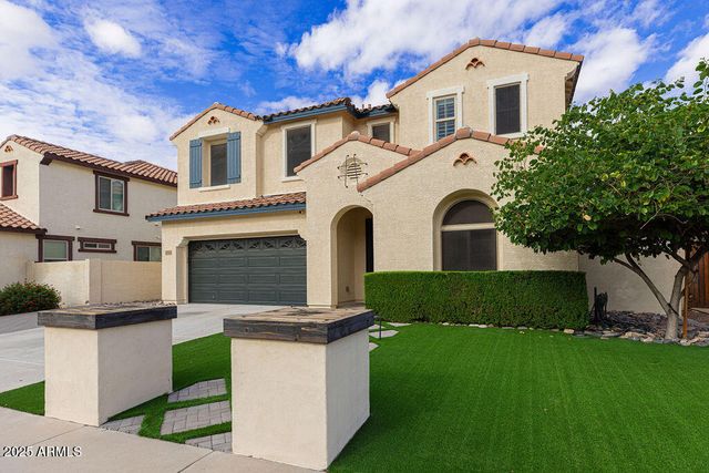 3062 E ROLAND Street, Mesa, AZ 85213