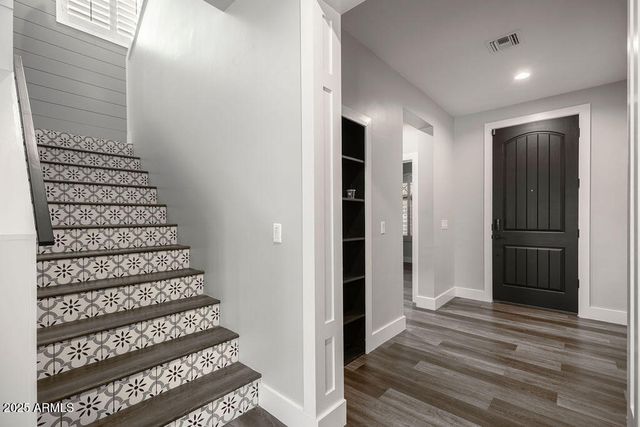 3062 E ROLAND Street, Mesa, AZ 85213