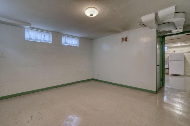 4640 Lake Club CIRCLE, Oconomowoc, WI 53066