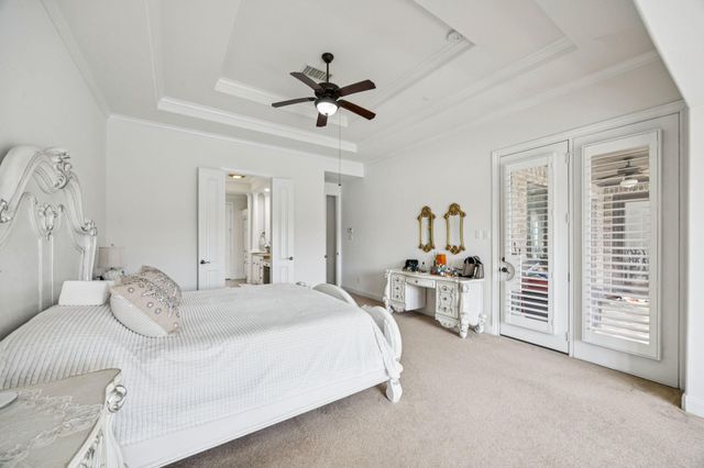 934 Poydras Street, Sugar Land, TX 77498