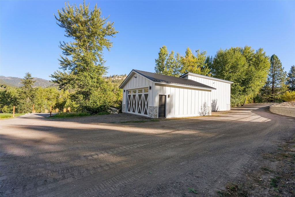 8350 Vann Drive, Lolo, MT 59847 photo 17