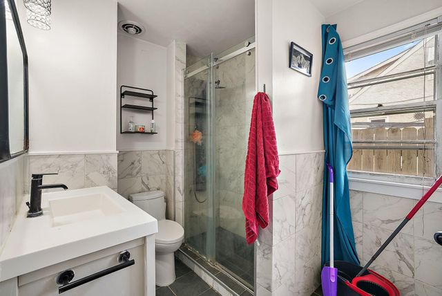 639 14th Avenue N, South Saint Paul, MN 55075