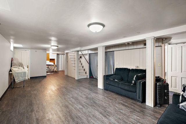 639 14th Avenue N, South Saint Paul, MN 55075