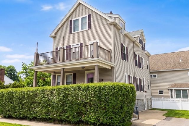 15 Hillock St. 2., Boston, MA 02131