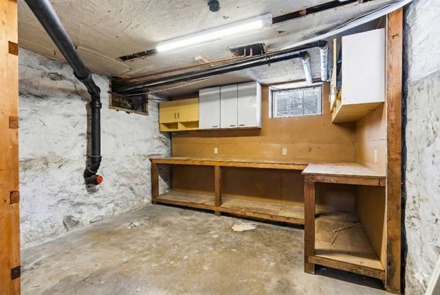 15 Hillock St. 2., Boston, MA 02131