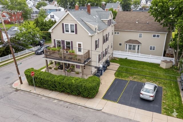 15 Hillock St. 2., Boston, MA 02131