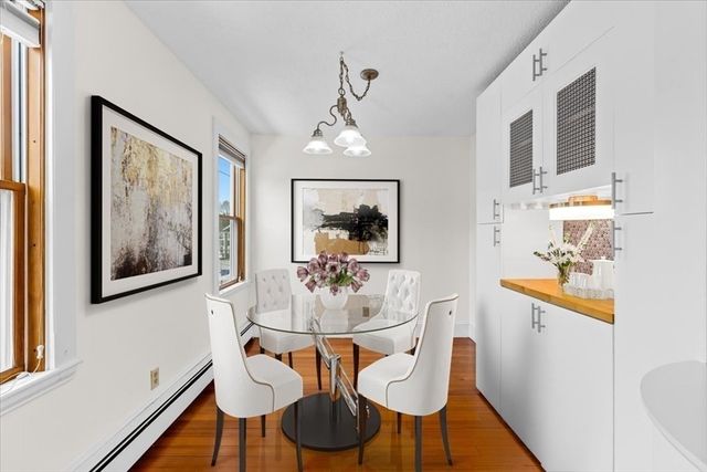 15 Hillock St. 2., Boston, MA 02131