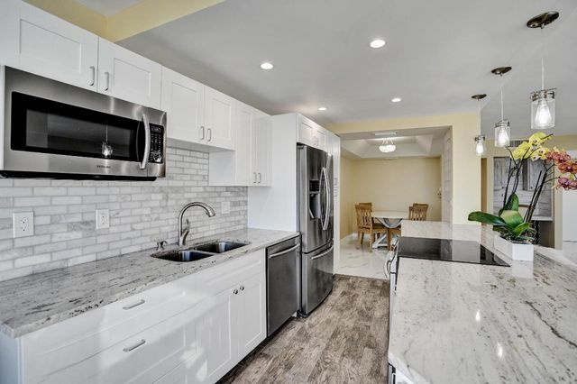 3590 S Ocean Boulevard 809, South Palm Beach, FL 33480