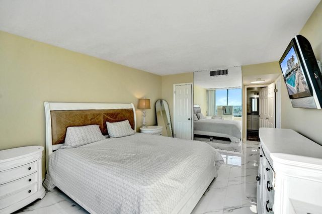 3590 S Ocean Boulevard 809, South Palm Beach, FL 33480