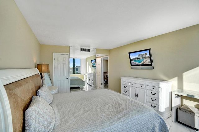 3590 S Ocean Boulevard 809, South Palm Beach, FL 33480