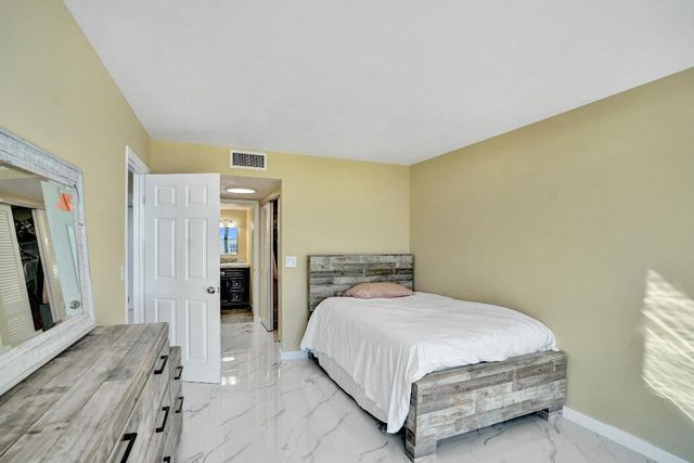 3590 S Ocean Boulevard 809, South Palm Beach, FL 33480