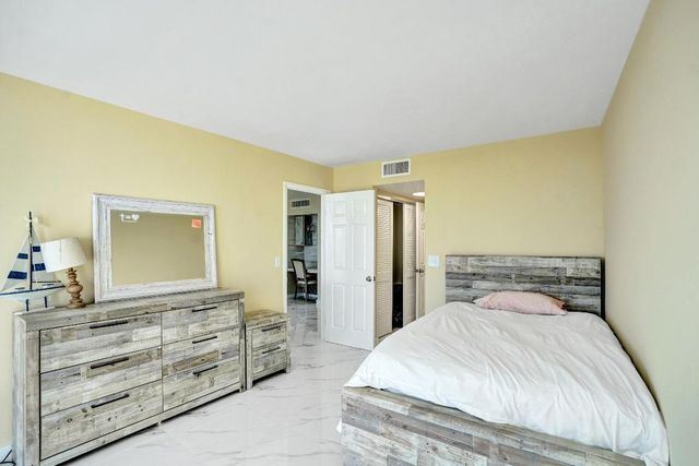 3590 S Ocean Boulevard 809, South Palm Beach, FL 33480