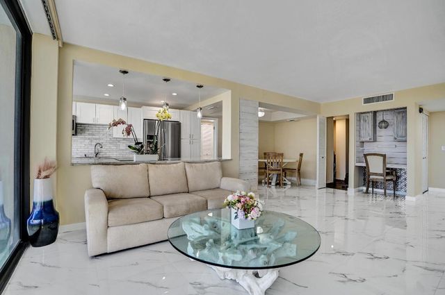 3590 S Ocean Boulevard 809, South Palm Beach, FL 33480