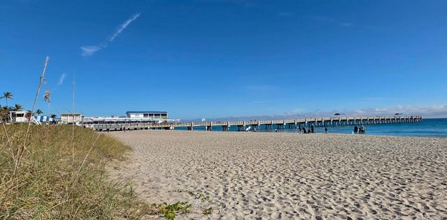 3590 S Ocean Boulevard 809, South Palm Beach, FL 33480