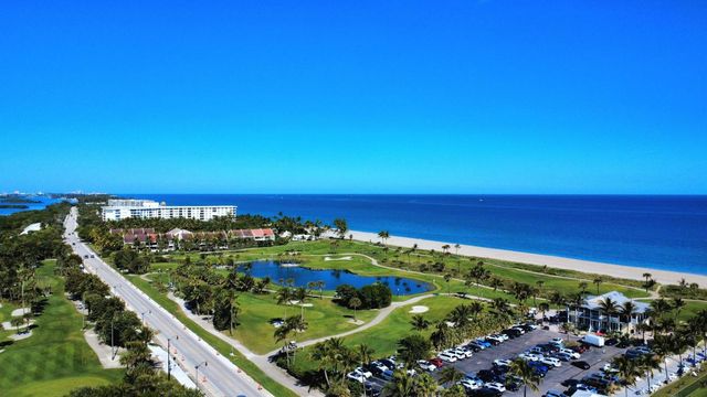 3590 S Ocean Boulevard 809, South Palm Beach, FL 33480