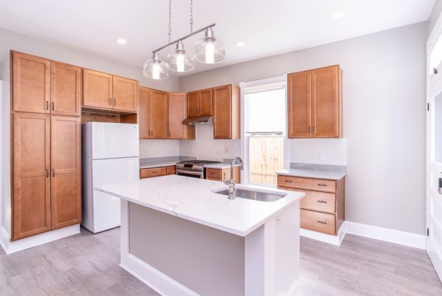 729 Weingartner Place, Newport, KY 41071