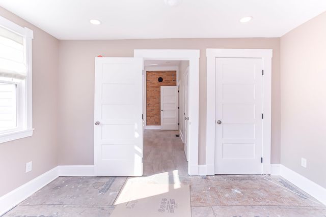 729 Weingartner Place, Newport, KY 41071