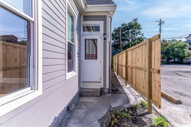 729 Weingartner Place, Newport, KY 41071