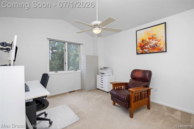 4860 Lagoons Circle, West Bloomfield, MI 48323