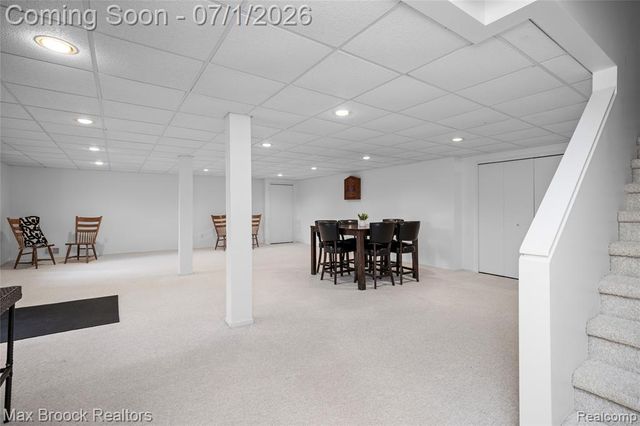 4860 Lagoons Circle, West Bloomfield, MI 48323