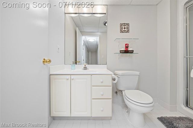 4860 Lagoons Circle, West Bloomfield, MI 48323